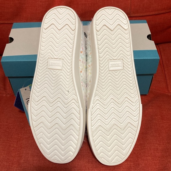 TOMS ALPARGATA CUPSOLES NATURAL CHENILLE SWEATER KNIT/FAUX FUR SIZE 9 - Picture 4 of 7